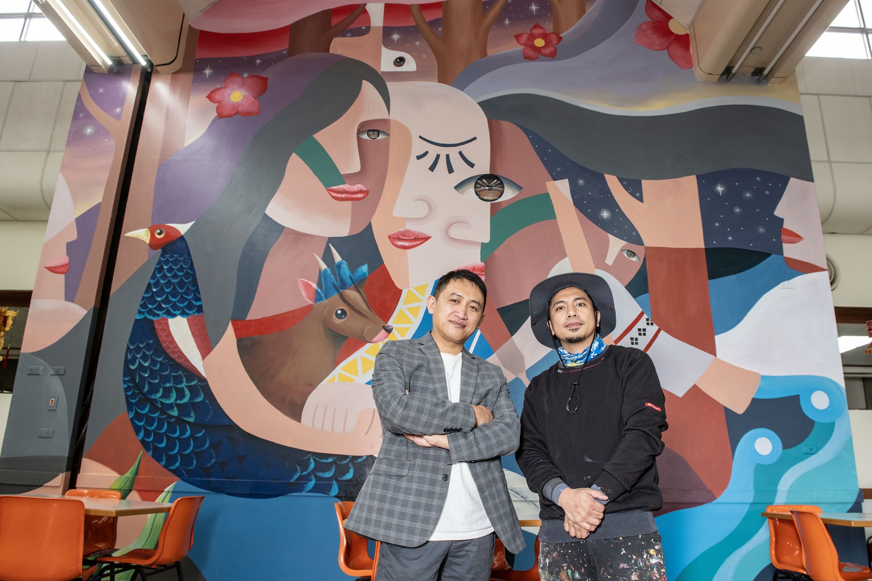 米路哈勇作品傳承-原民藝術家米哈勇 賈比恩聯手彩繪  打造零距離的美術館